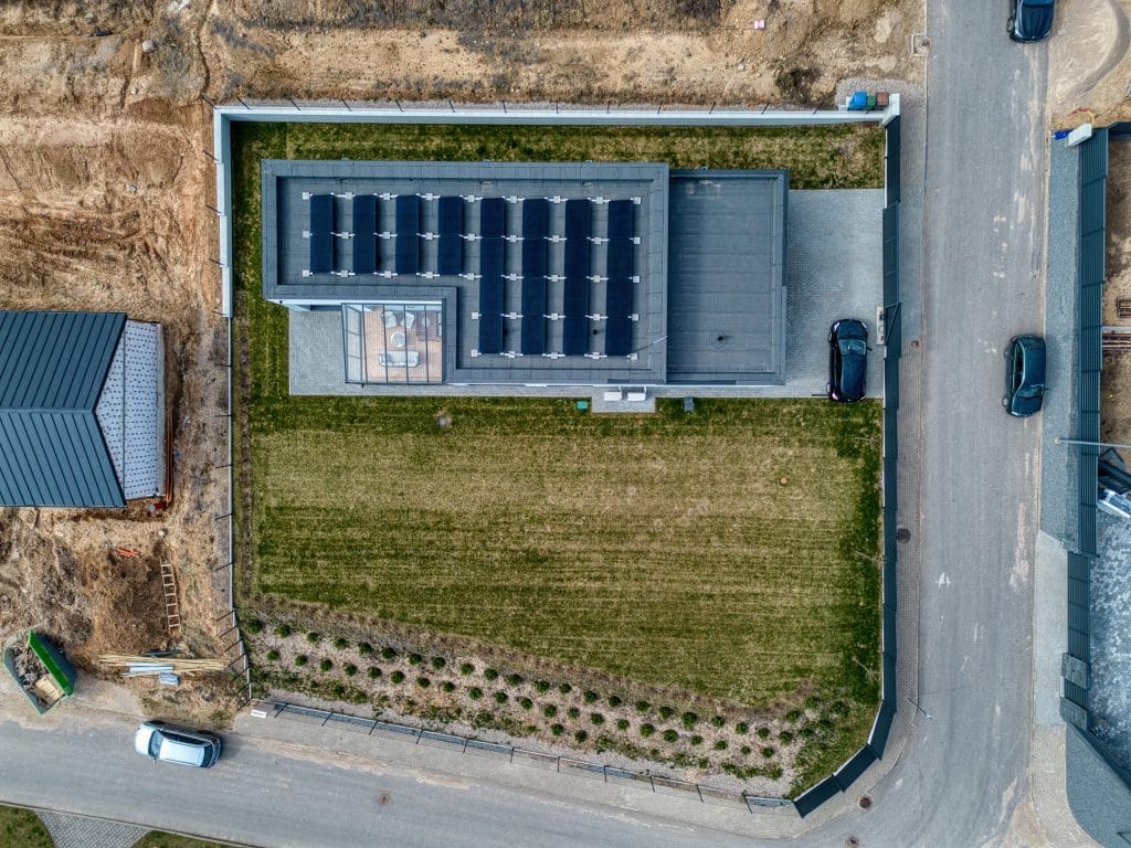 Vieno aukšto namo stogo planas
